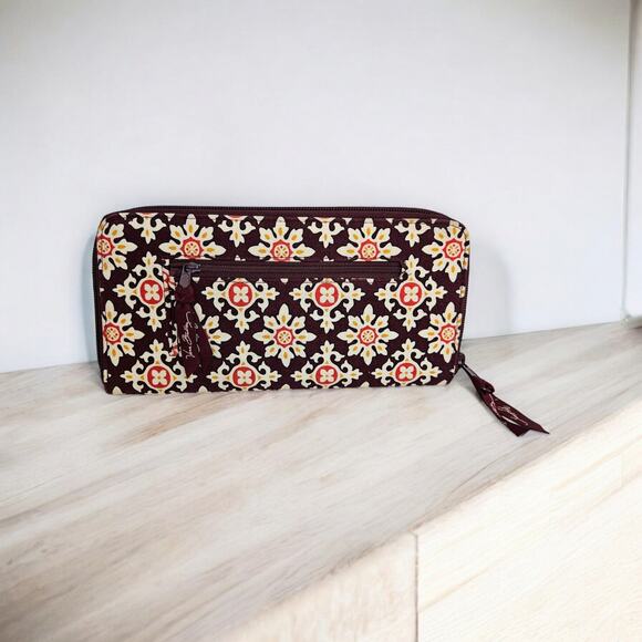 Vera Bradley Women's Medallion Long Zippered Travel Organizer Wallet - Picture 2 of 12